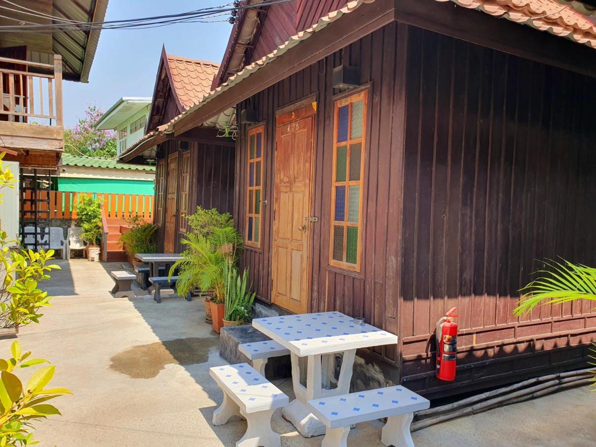 KTT Resort&motorbikes for rent Sukhothai Eksteriør bilde