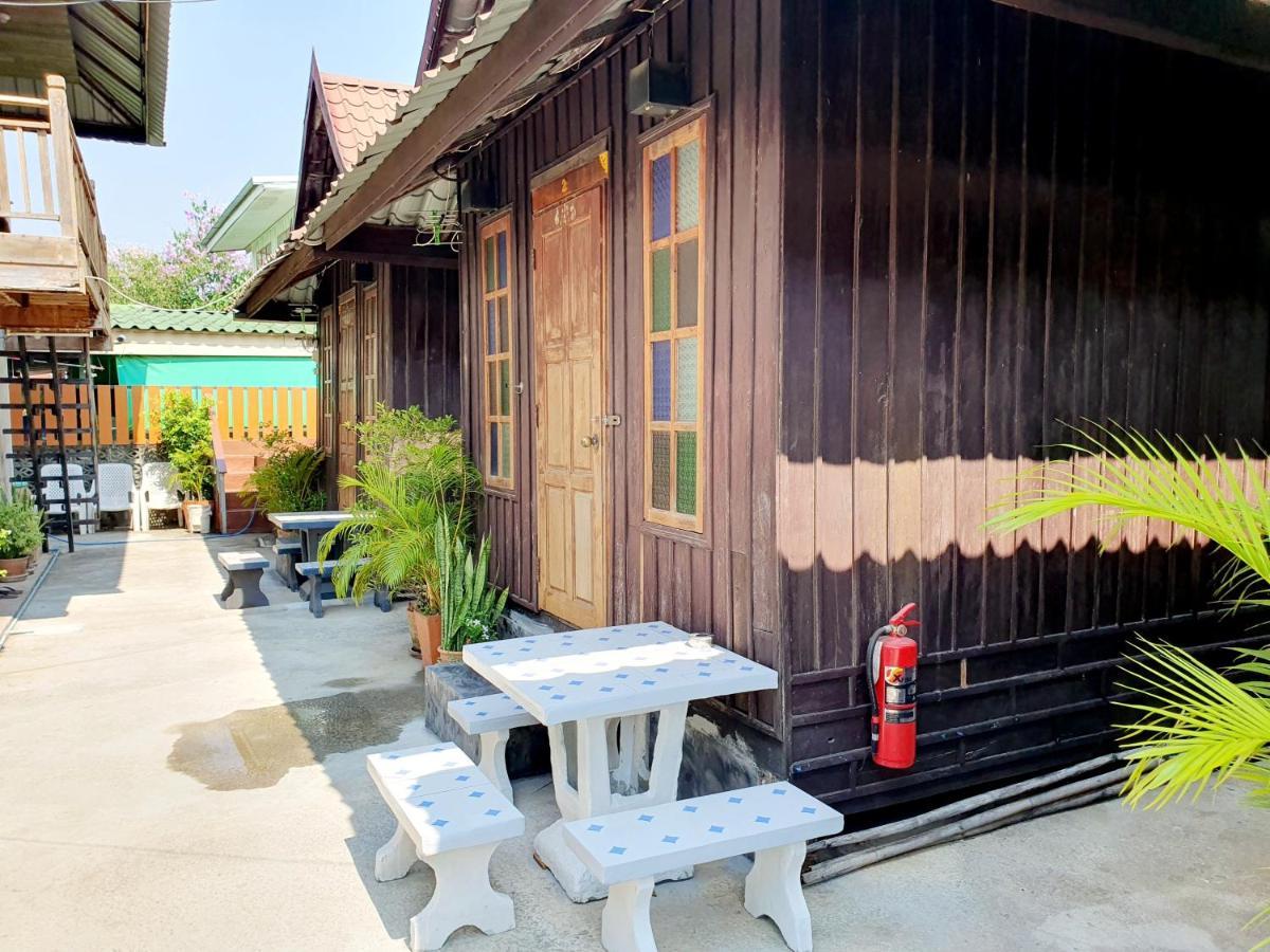 KTT Resort&motorbikes for rent Sukhothai Eksteriør bilde