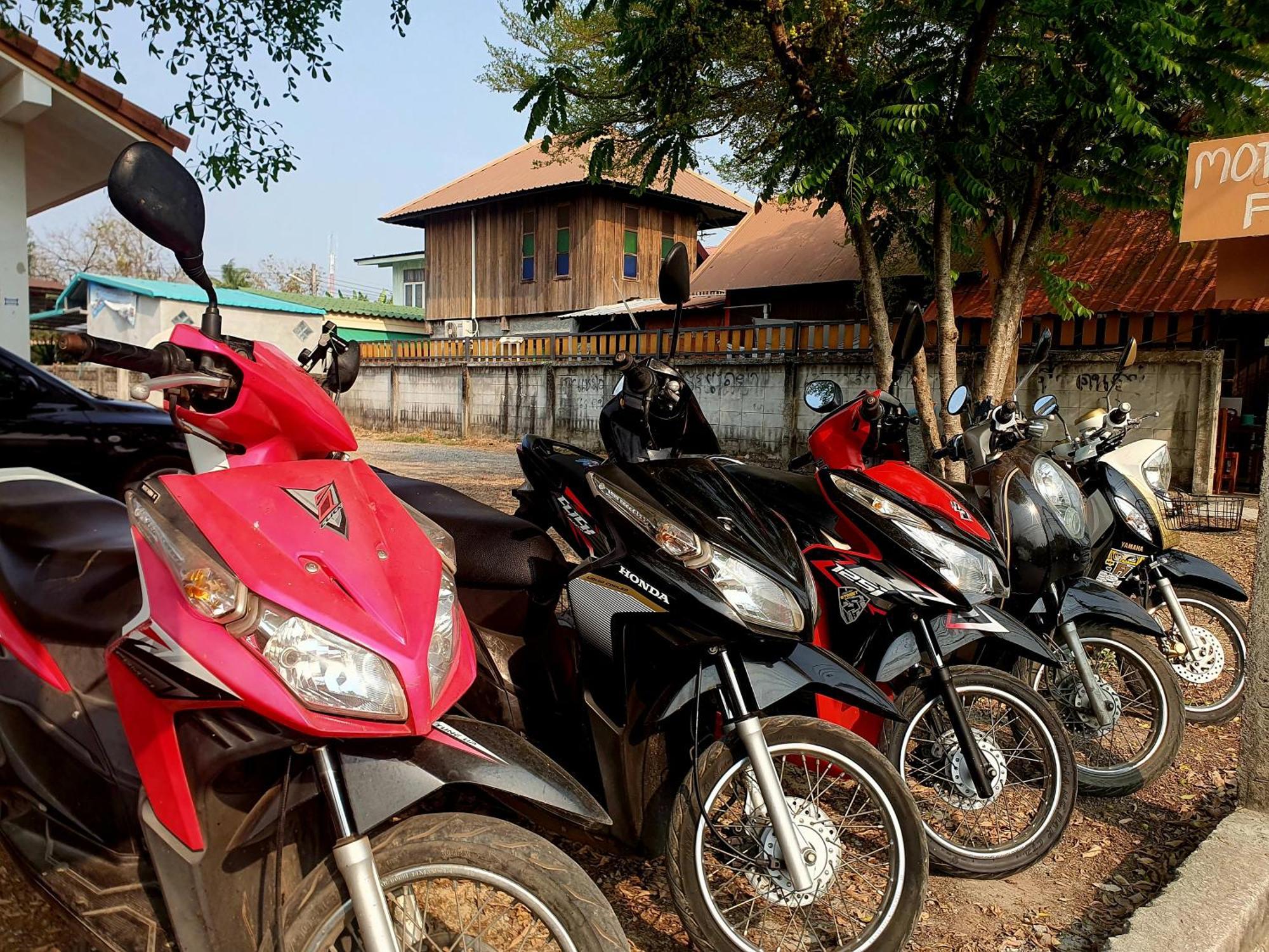 KTT Resort&motorbikes for rent Sukhothai Eksteriør bilde