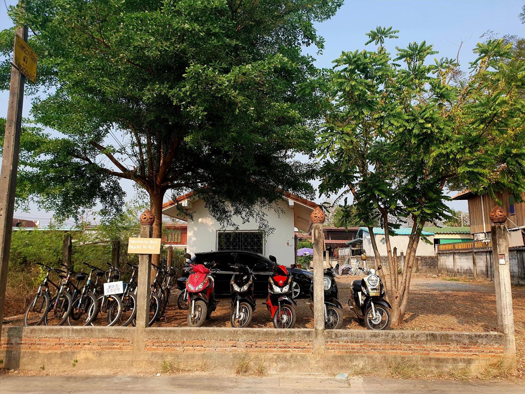 KTT Resort&motorbikes for rent Sukhothai Eksteriør bilde