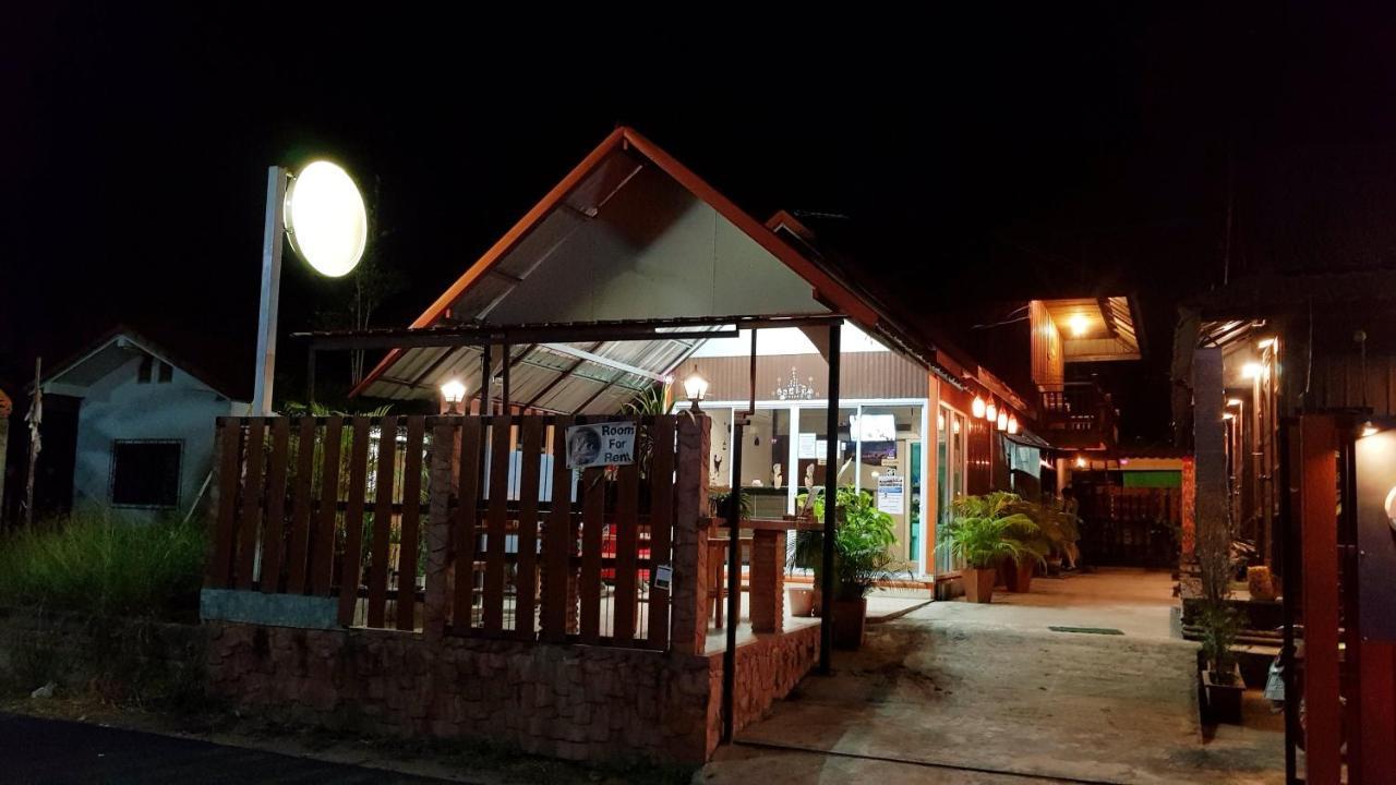 KTT Resort&motorbikes for rent Sukhothai Eksteriør bilde